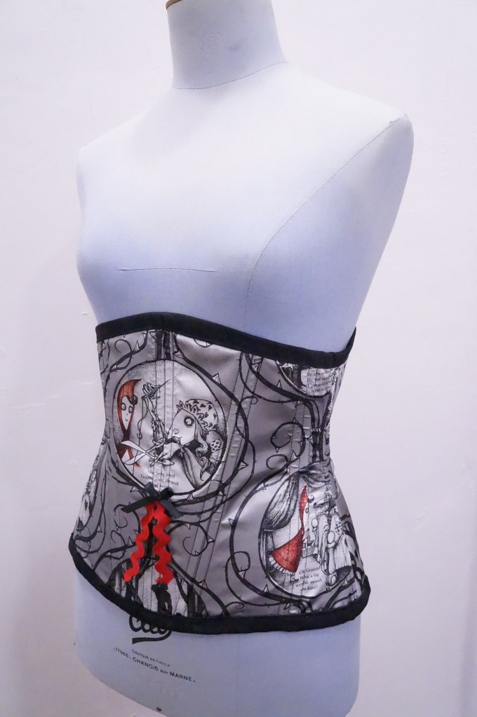 BlackButterfly Costume De Pirate Cosplay Elastique Halloween Costume Taille Rivets Serre-taille Corset Ceinture (Blanc, S